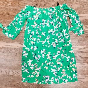 Vince Camuto off the shoulder green dress